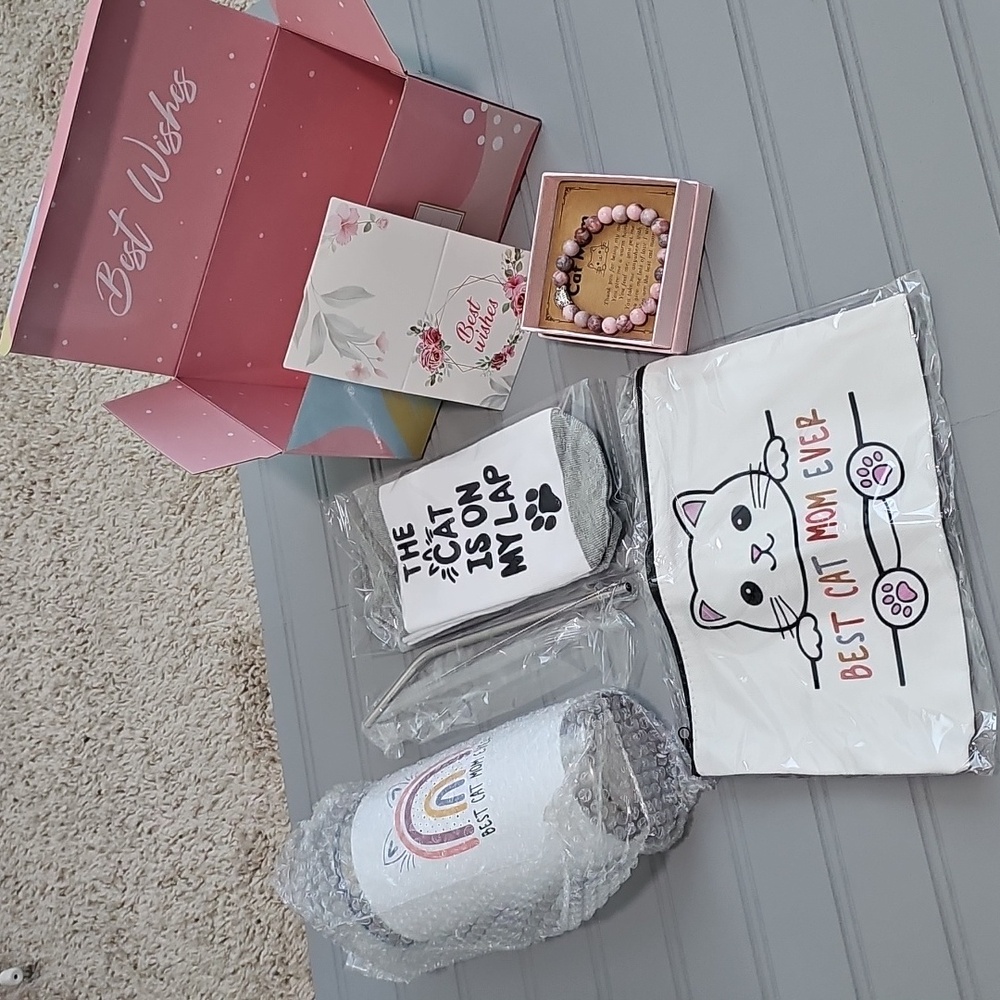 Cat Mom Gift Box, Tumbler, Bracelet Etc
